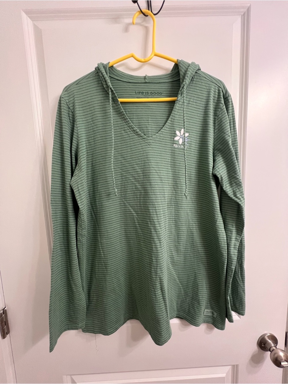Life Is Good Crusher Lite Hoodie Womens Large Lightweight Lounge Long Sleeve